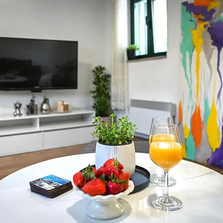 Family Friendly House With A Swimming Pool Duge Njive, Zagora - 22311 펜션 Vrgorac