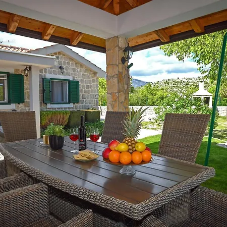 펜션 Family Friendly House With A Swimming Pool Duge Njive, Zagora - 22311